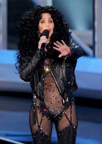Cher_2010_MTV_Video_Music_Awards
