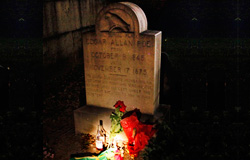 Edgar Allan Poe's gravestone - BALTIMORE (USA)